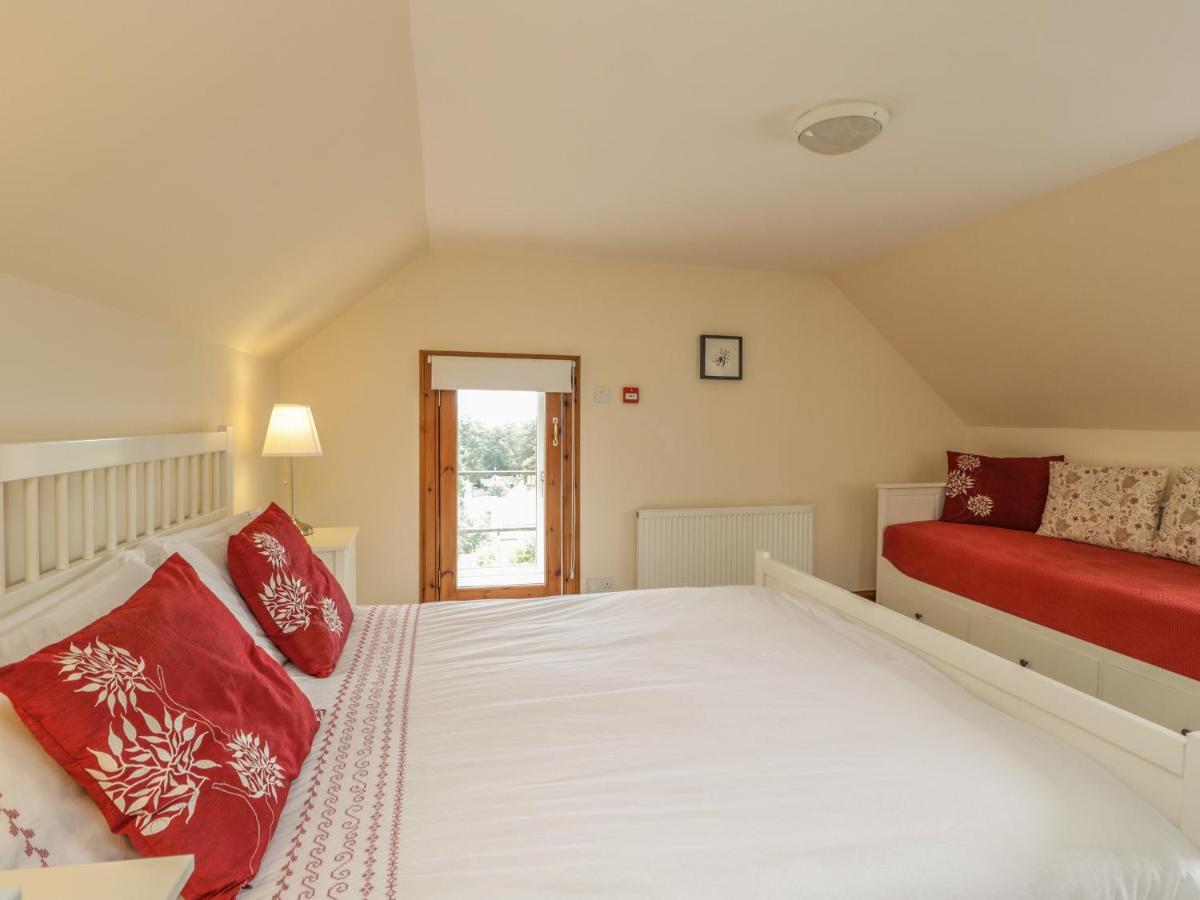 10 Monarch Country Apartments Newtonmore Exteriör bild