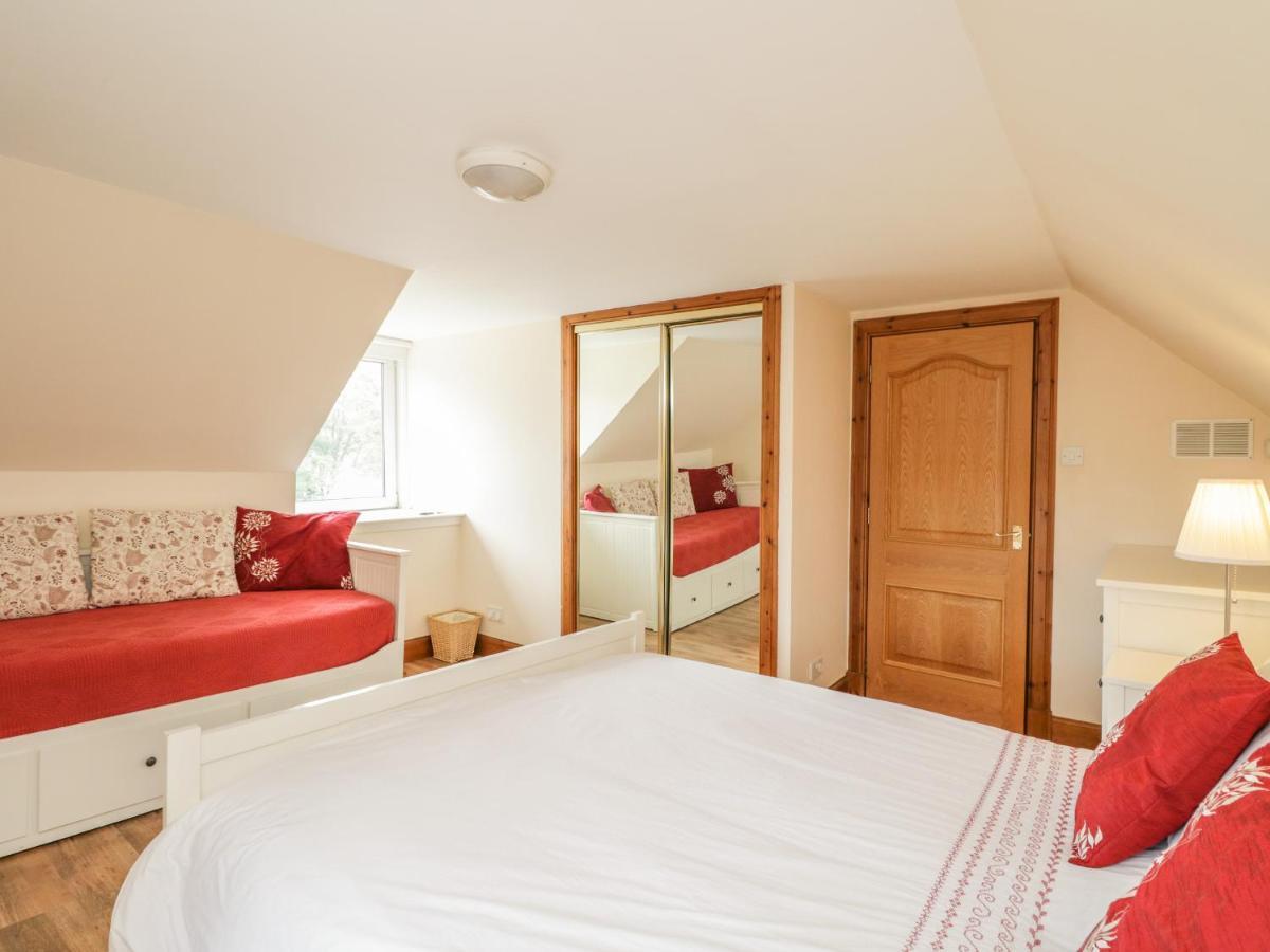 10 Monarch Country Apartments Newtonmore Exteriör bild